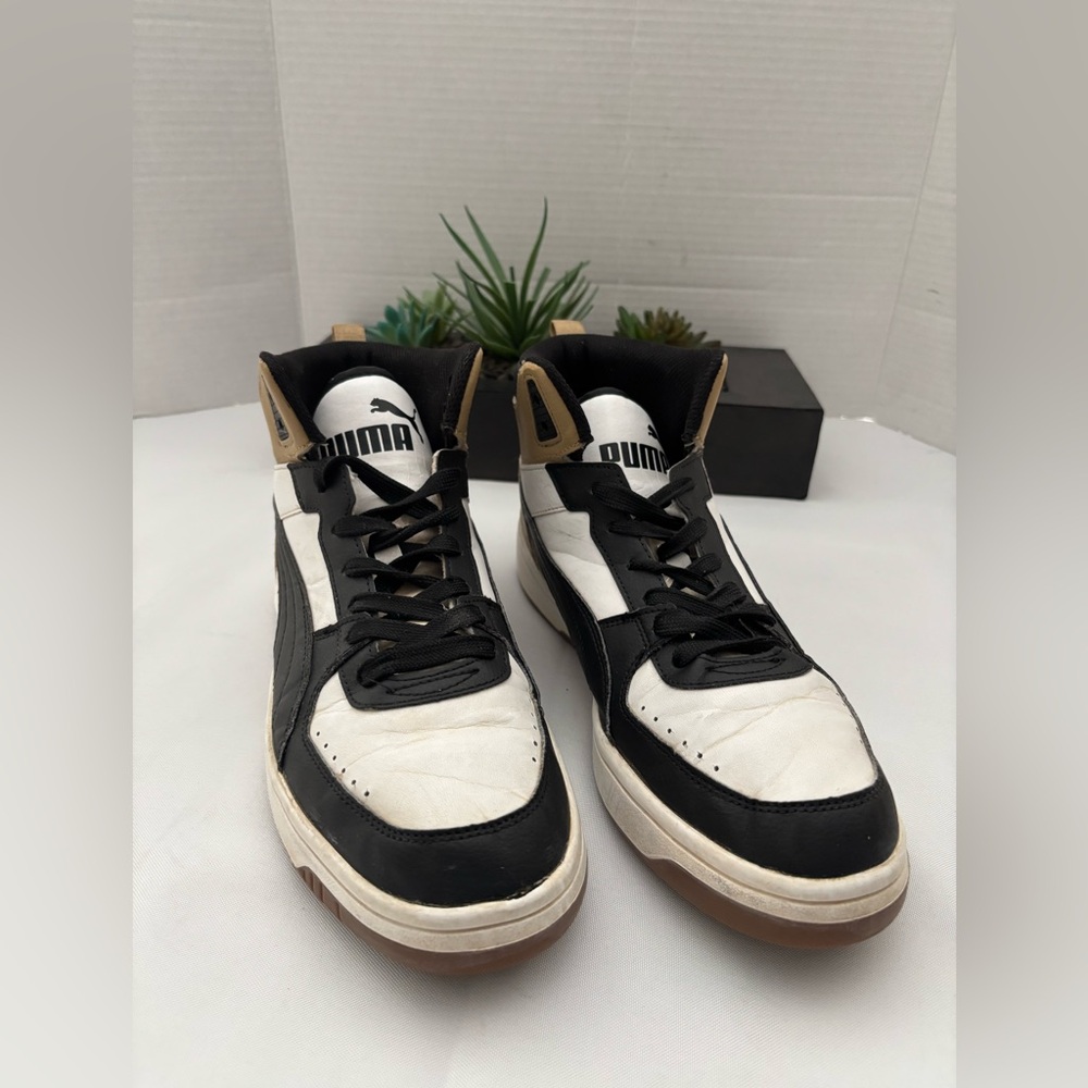 PUMA MENS SZ 9 BLUE & WHITE HIGH TOP BASKETBALL  LACE UP SNEAKERS RETRO DESIGN